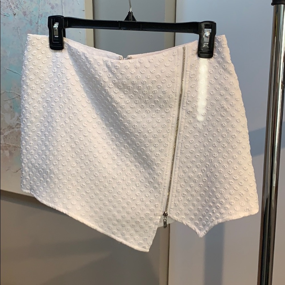 Kensie White Skort